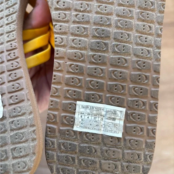 Sanuk Yoga Salty Yellow Woven Flip Flop Sandals - Picture 5 of 5